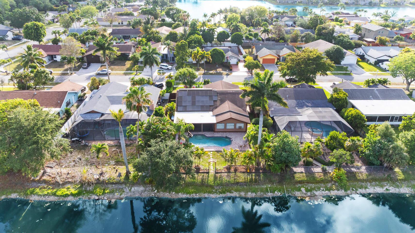 650 NW 48th Avenue, Coconut Creek, FL 33063 - Photo 2