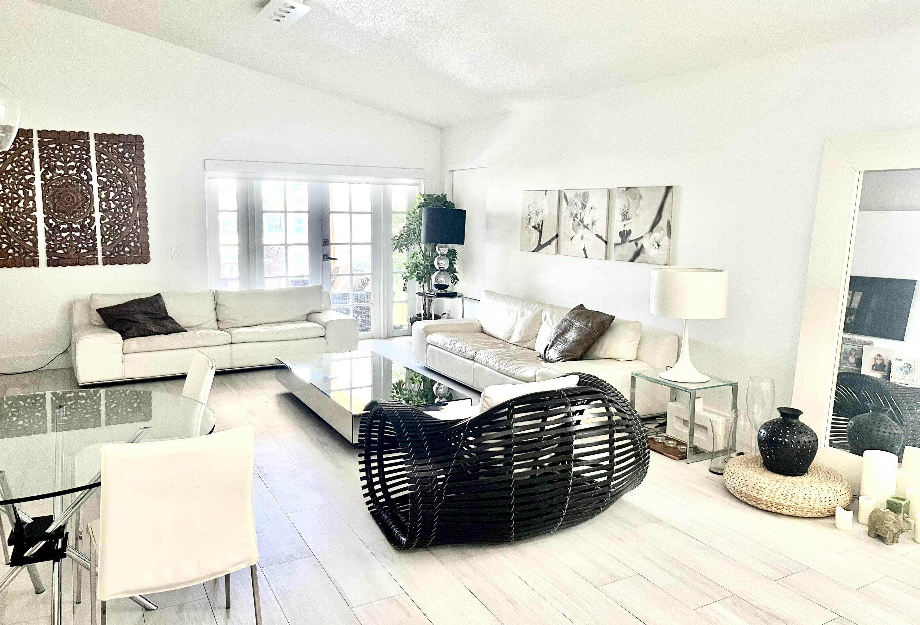 1377 Majesty Terrace, Weston, FL 33327 - Photo 2