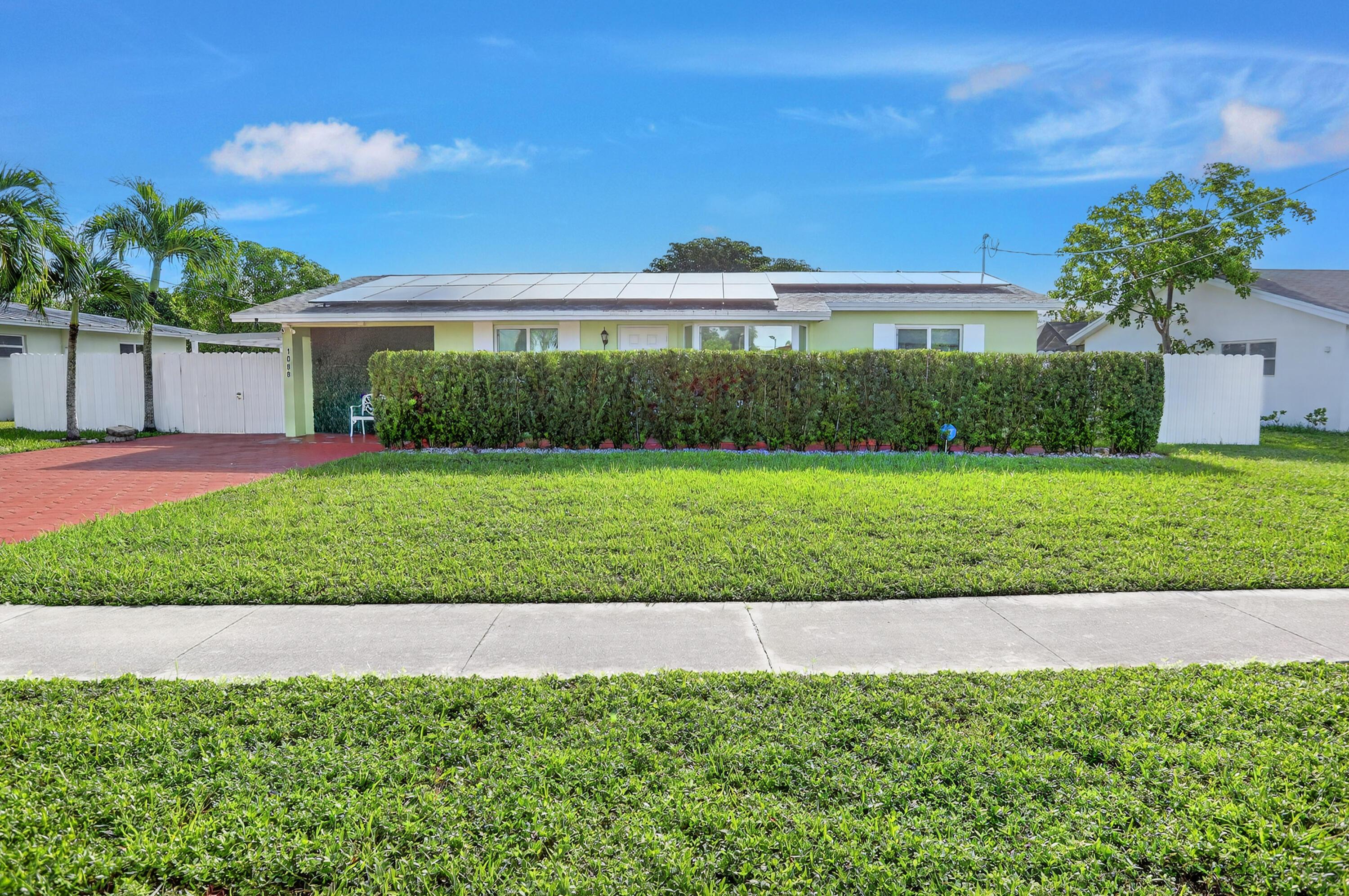 1088 W River Drive, Margate, FL 33063 - Photo 4