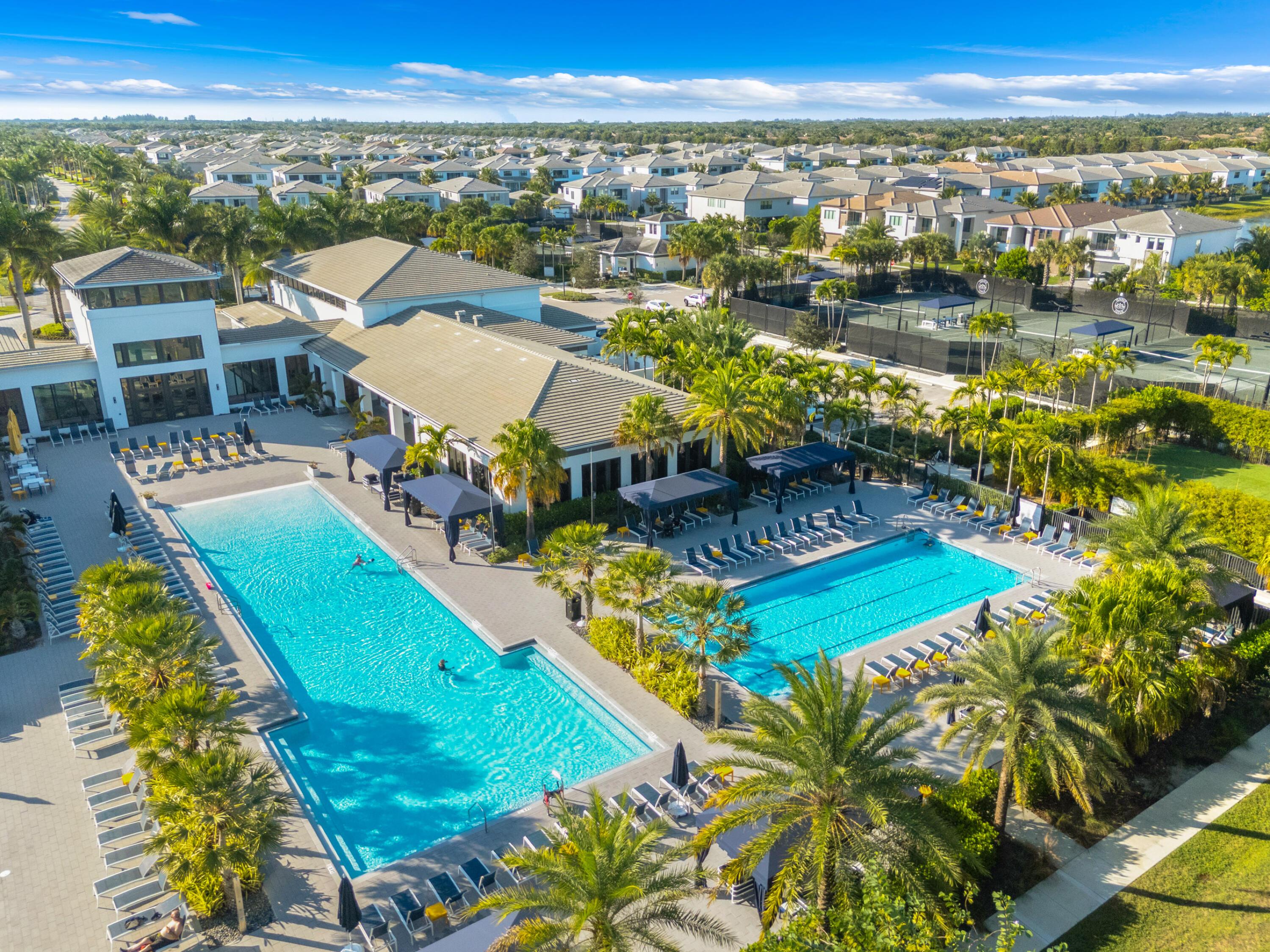 8281 Oceanus Drive, Boca Raton, FL 33496 - Photo 2