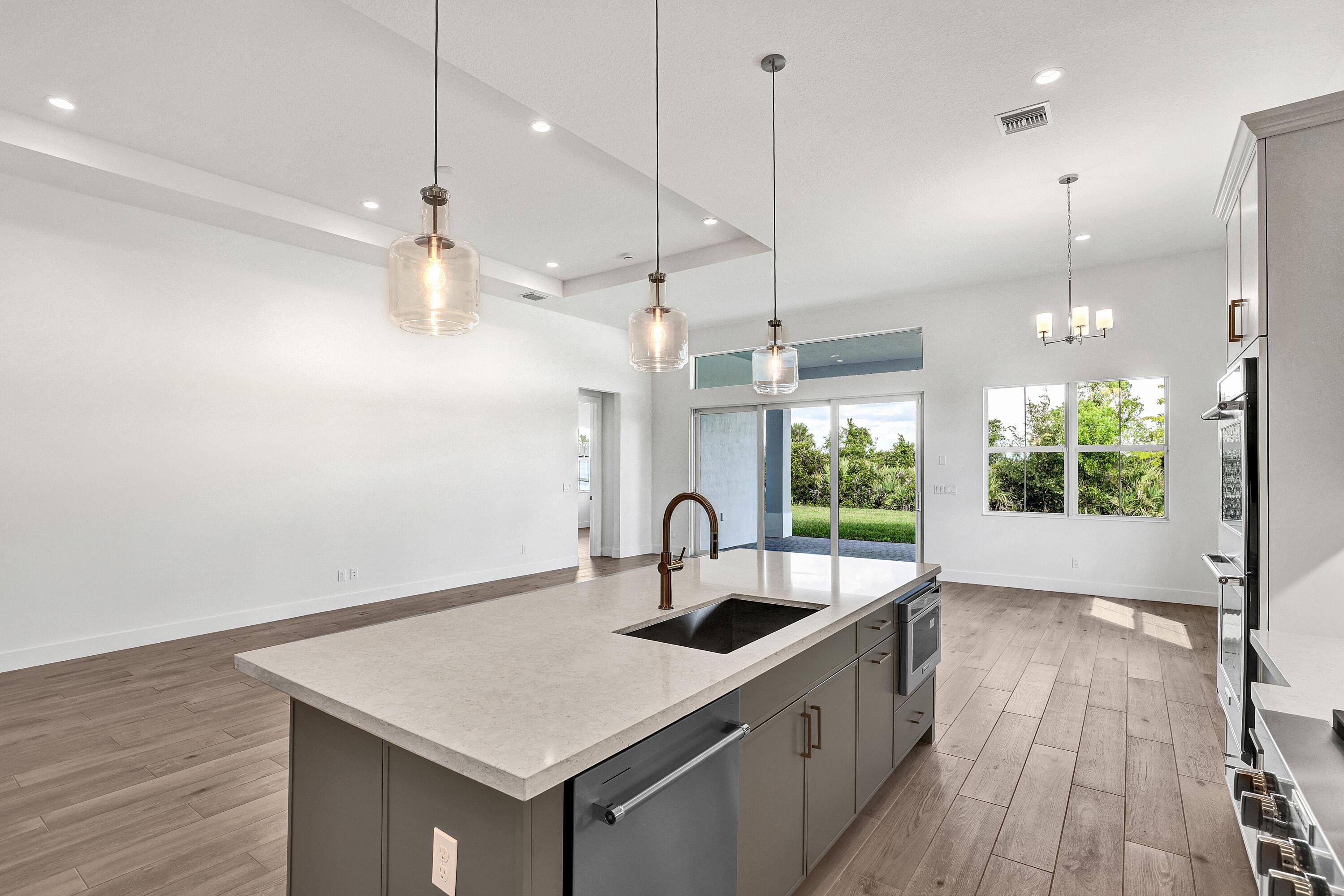 10170 Timber Creek Way, Palm Beach Gardens, FL 33412 - Photo 5