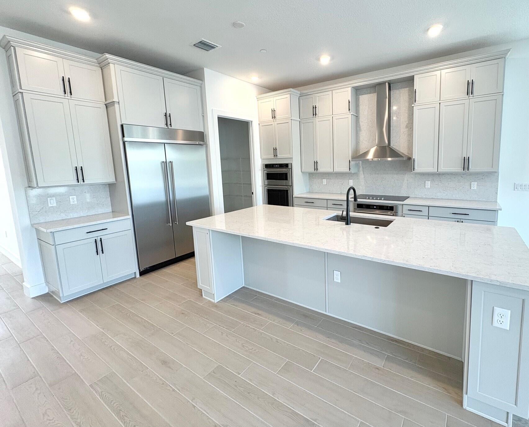 8225 Nilsa Place Stellar 39, Davie, FL 33328 - Photo 4