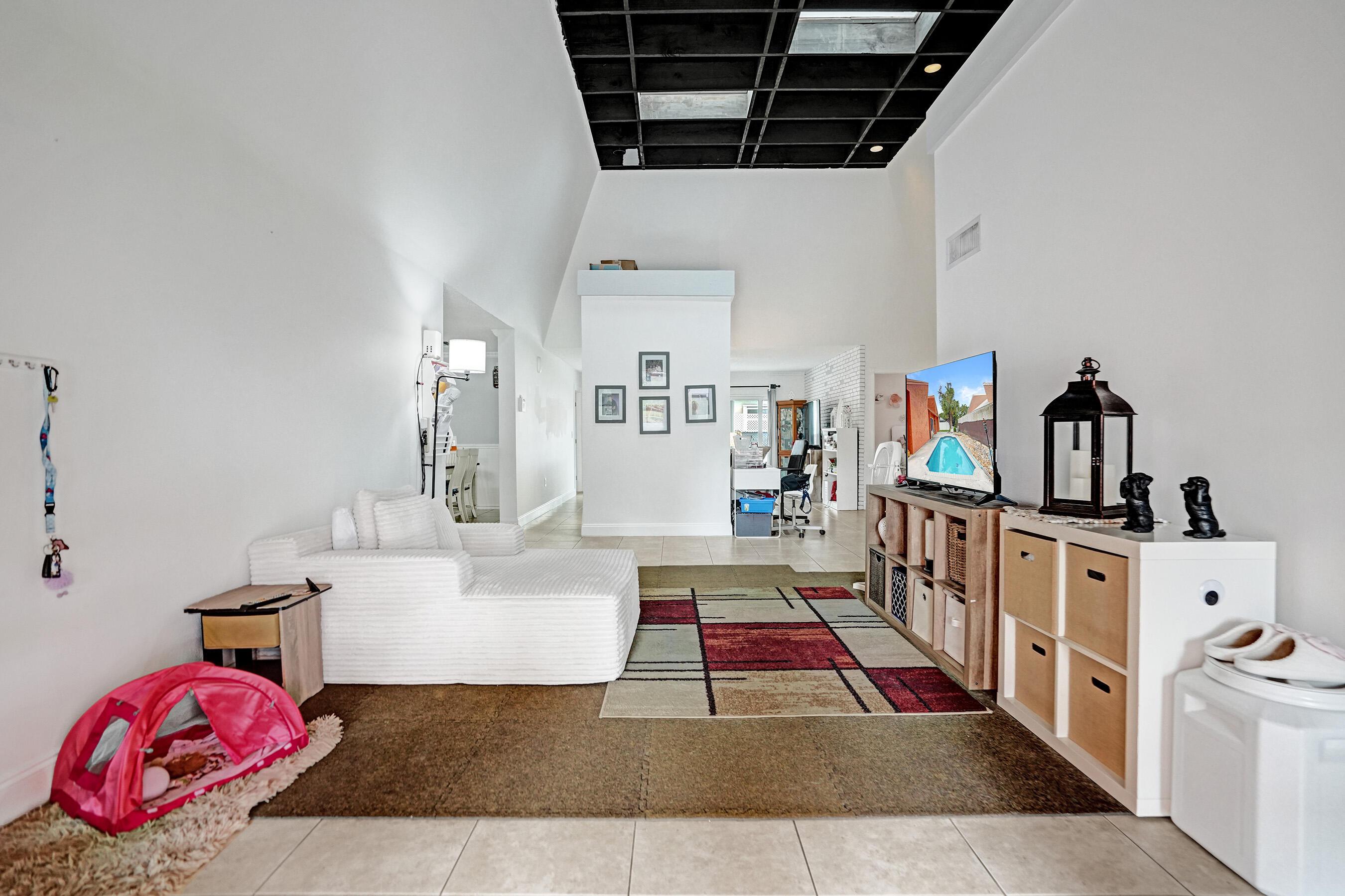 9471 SW 49th Place, Cooper City, FL 33328, Cooper City