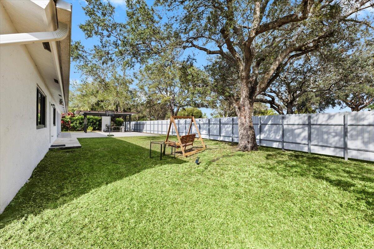 20221 NW 8th Street, Pembroke Pines, FL 33029 - Photo 5