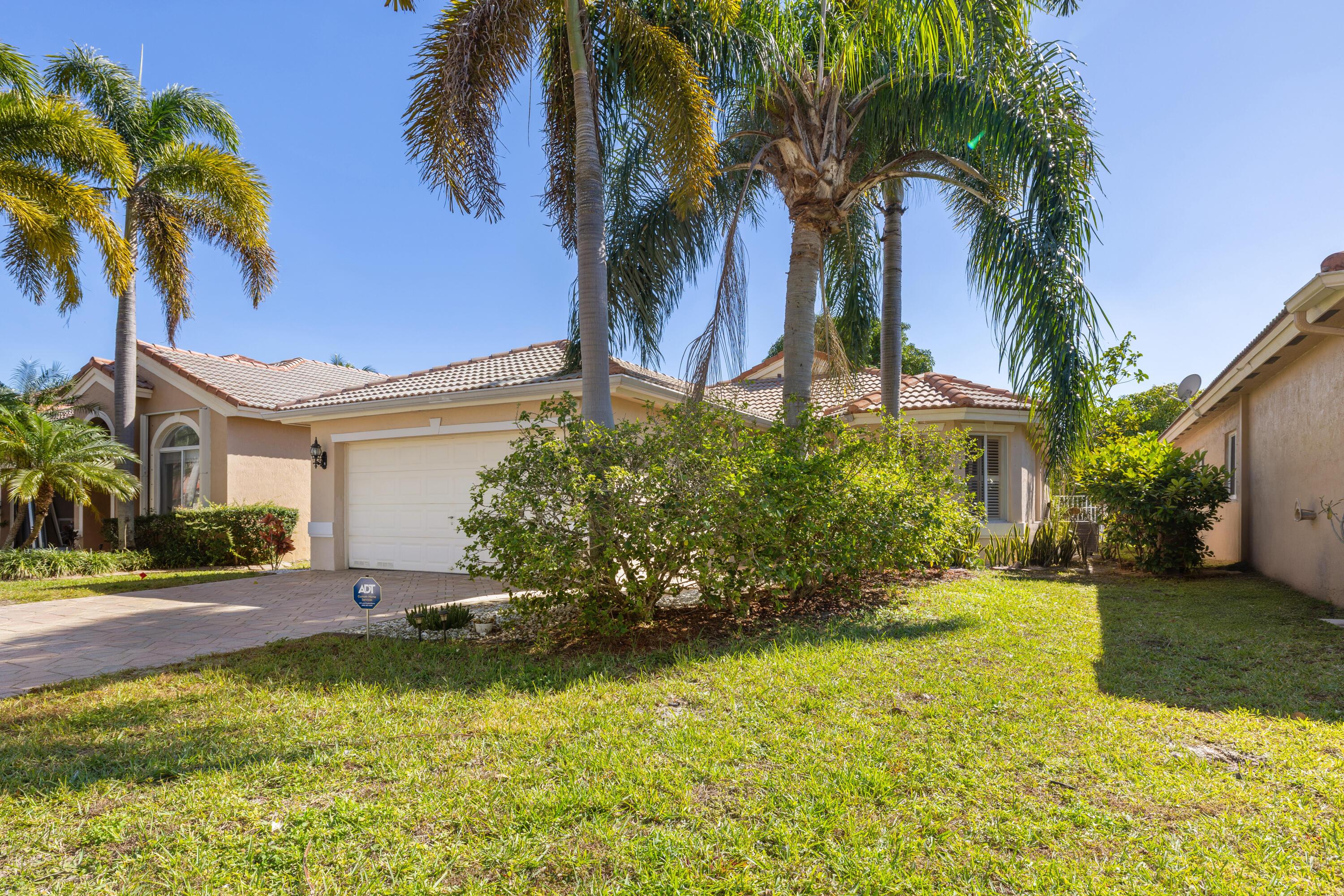 3800 Woodfield Drive, Coconut Creek, FL 33073 - Photo 4
