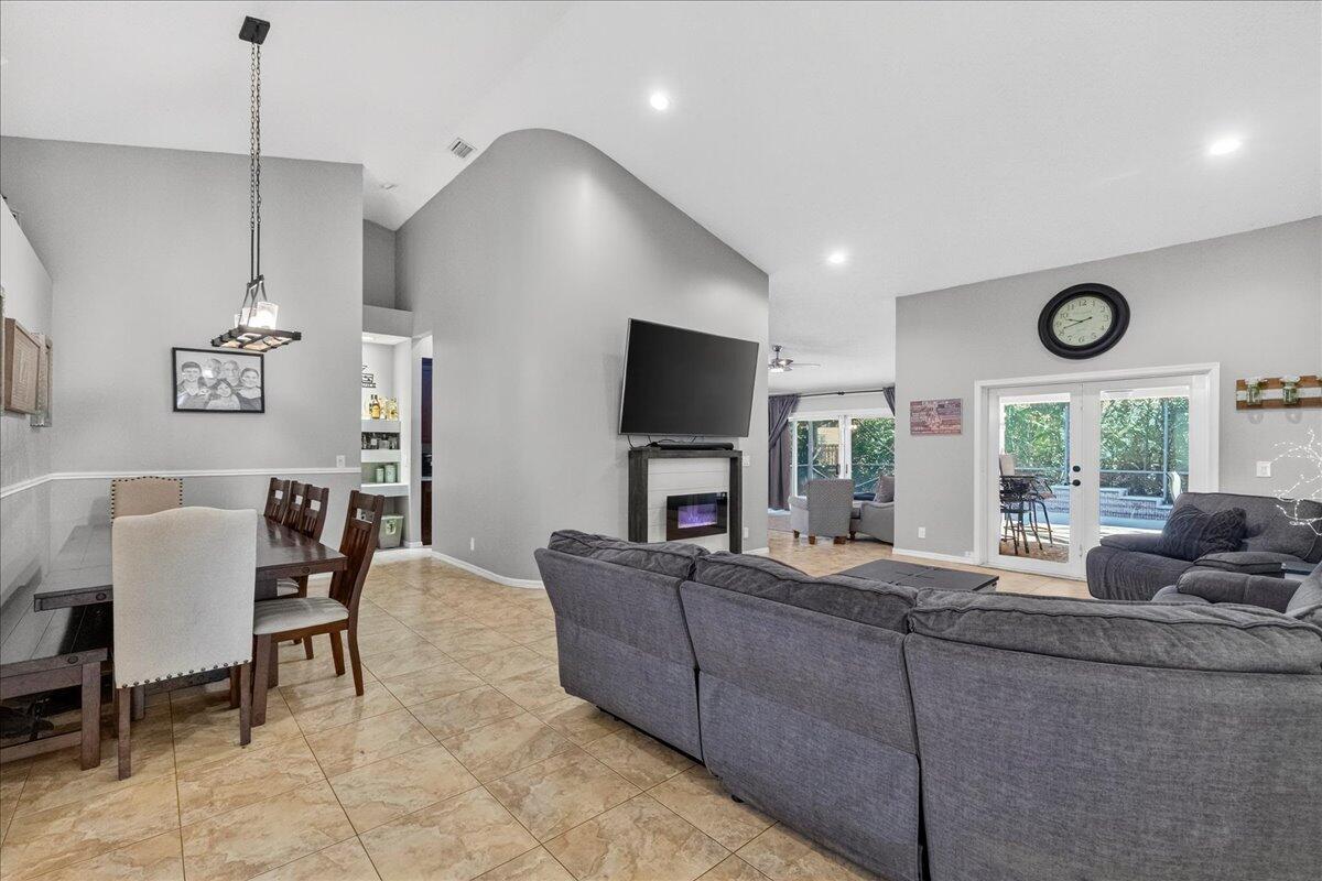 7312 NW 45th Avenue, Coconut Creek, FL 33073 - Photo 5