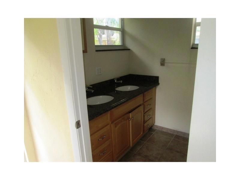 1604 NE 18th Street, Fort Lauderdale, FL 33305 - Photo 5