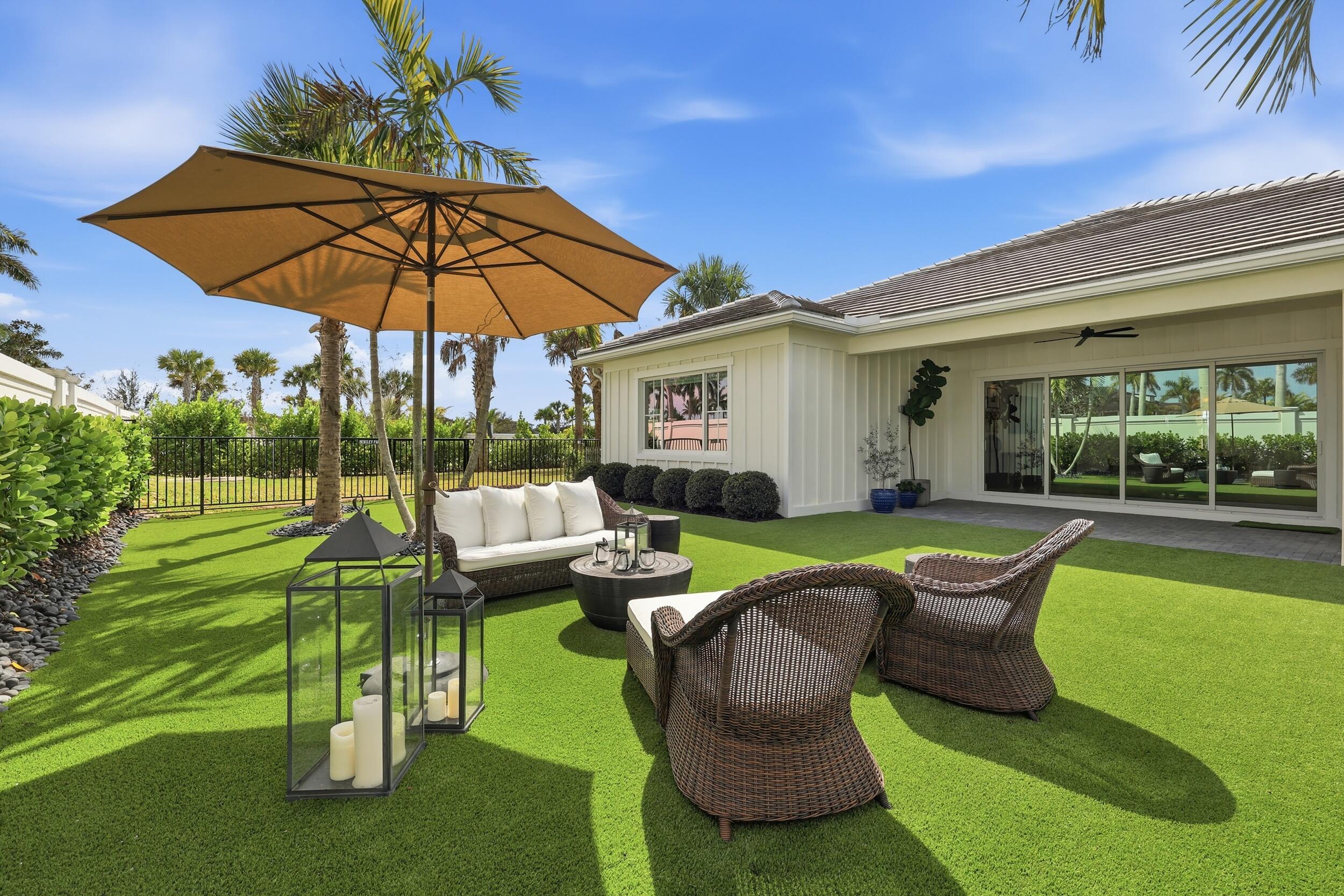 12176 Waterstone Circle 39, Palm Beach Gardens, FL 33412 - Photo 2