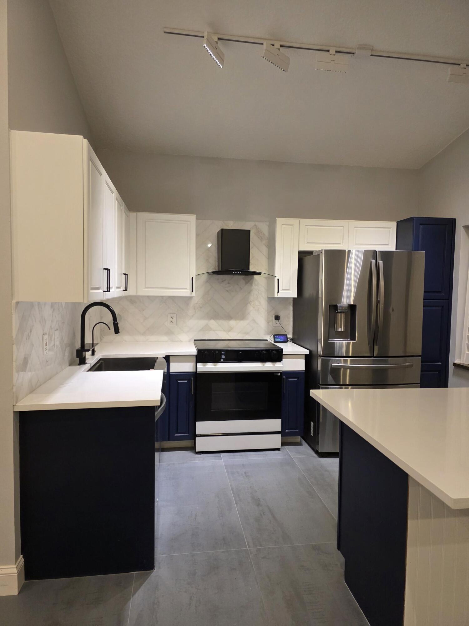 5852 Eagle Cay Terrace, Coconut Creek, FL 33073 - Photo 3