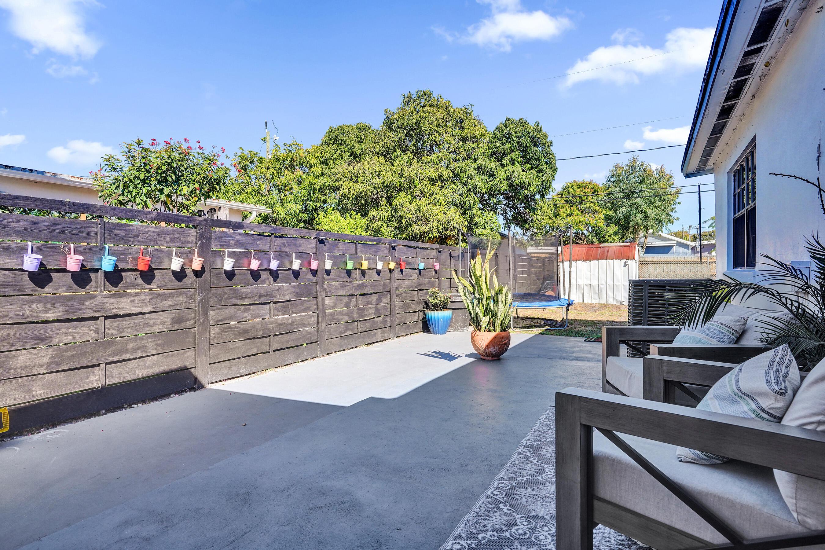 62 Barbados Drive, Palm Springs, FL 33461 - Photo 5