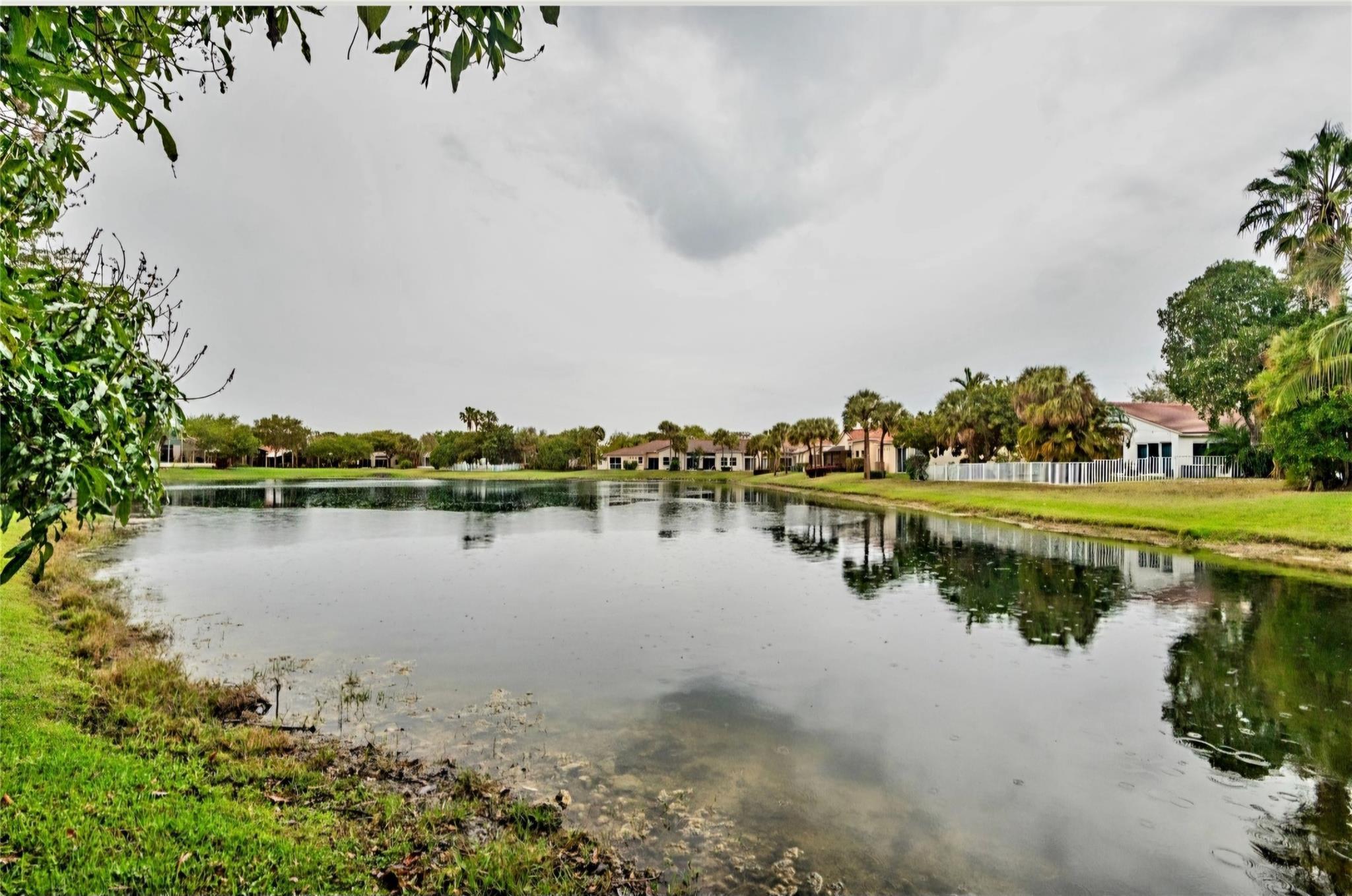 1508 SW 149th Avenue, Pembroke Pines, FL 33027 - Photo 4