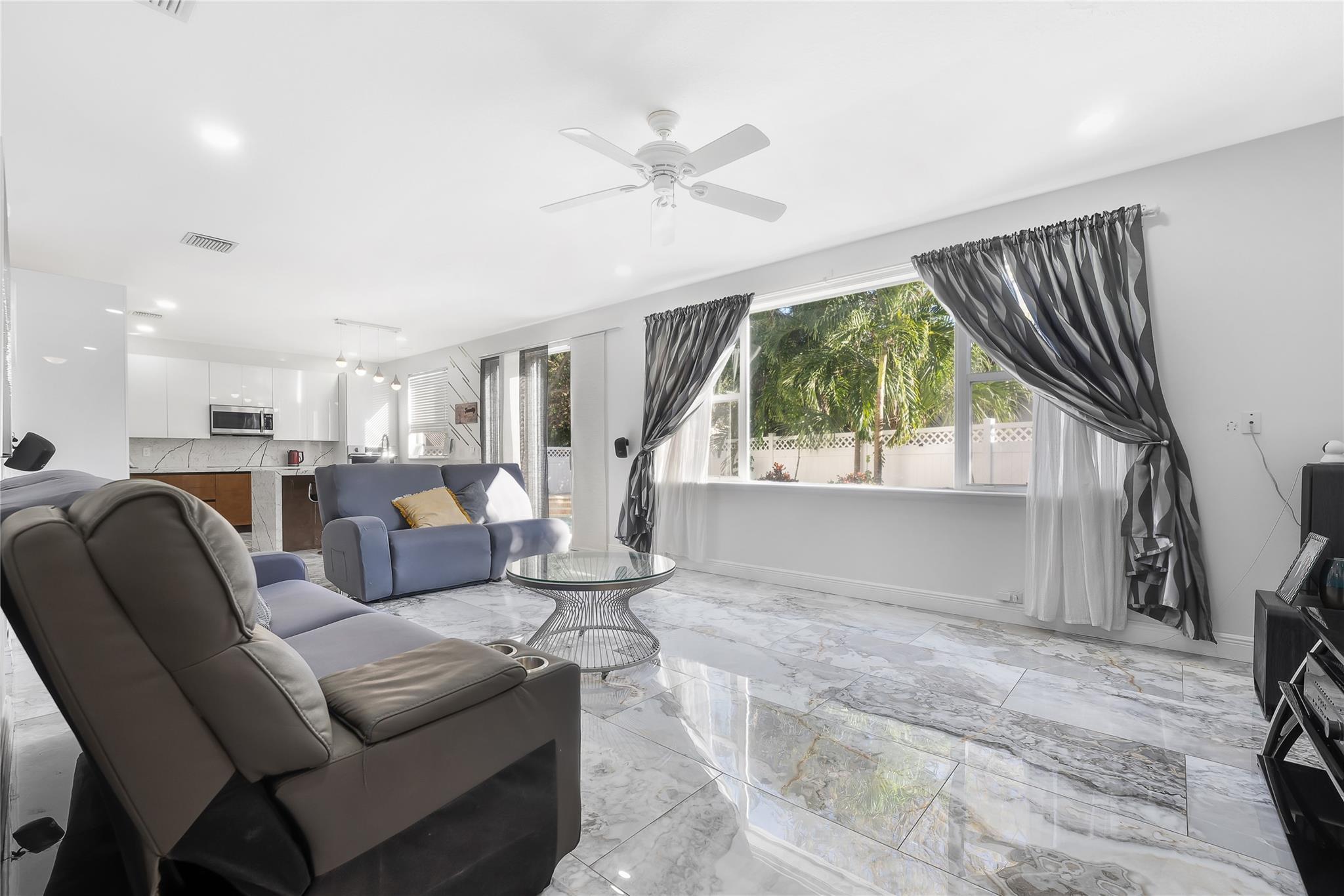 9526 NW 52nd Place, Coral Springs, FL 33076 - Photo 4