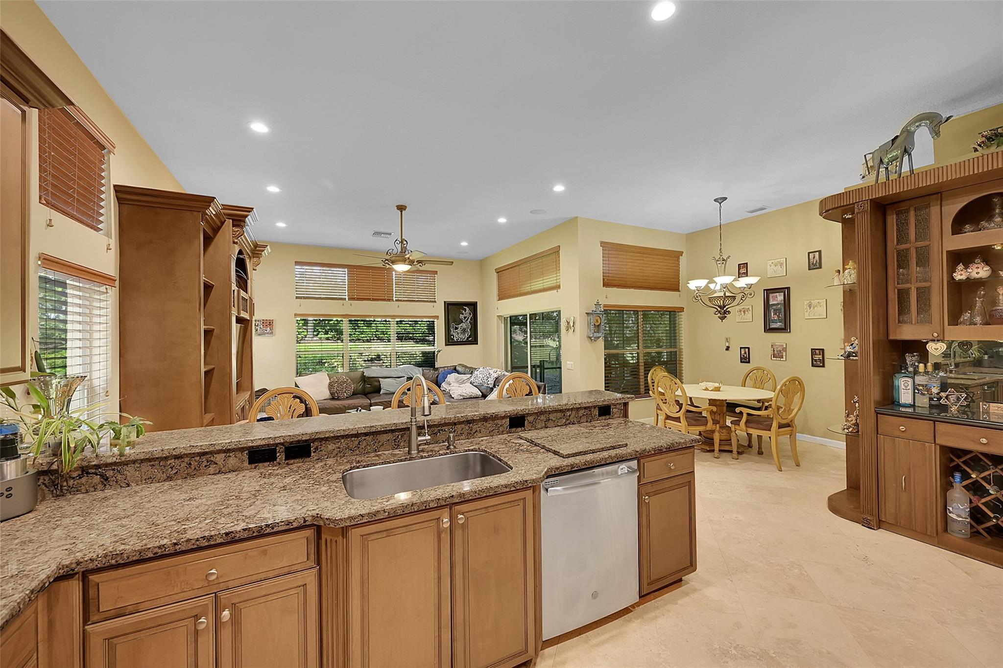 7756 Kingsley Palm Terrace, Lake Worth, FL 33467 - Photo 5