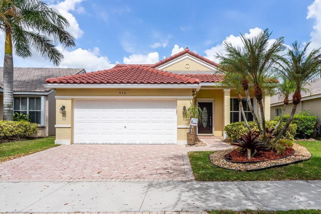 916 Savannah Falls Drive, Weston, FL 33327, Weston