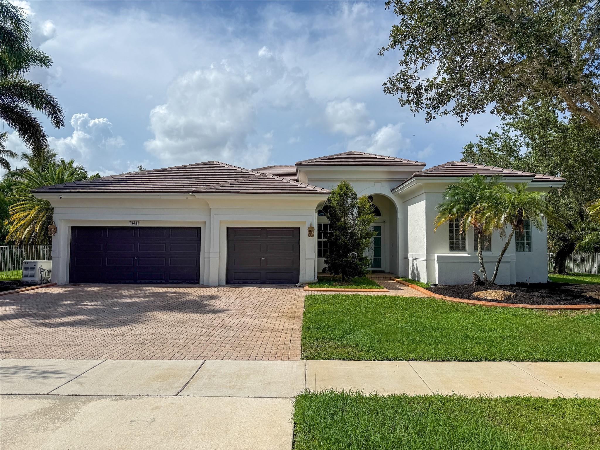 15651 SW 15 Street, Davie, FL 33326 - Photo 5