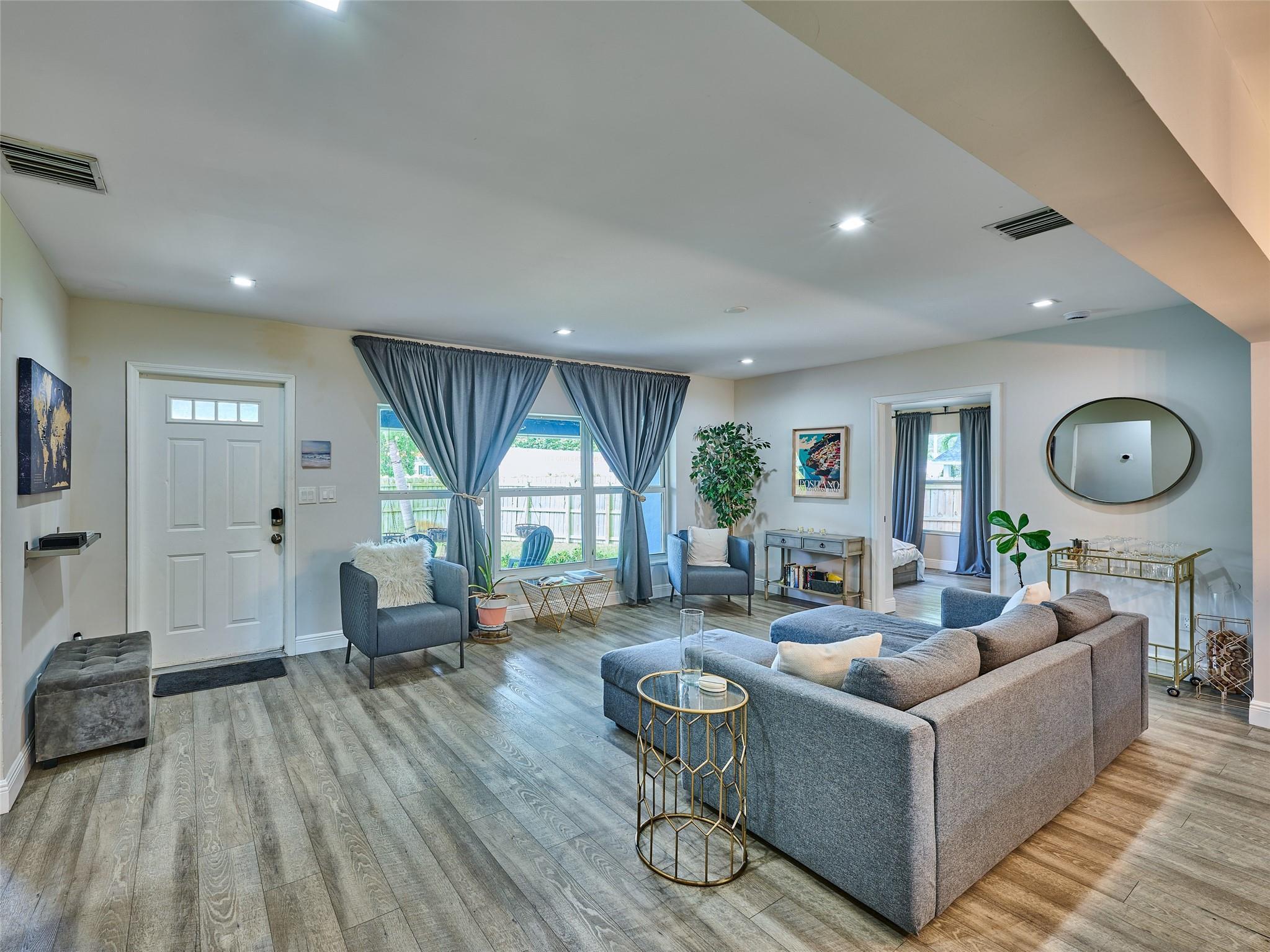 801 NE 15th Street, Fort Lauderdale, FL 33304 - Photo 2