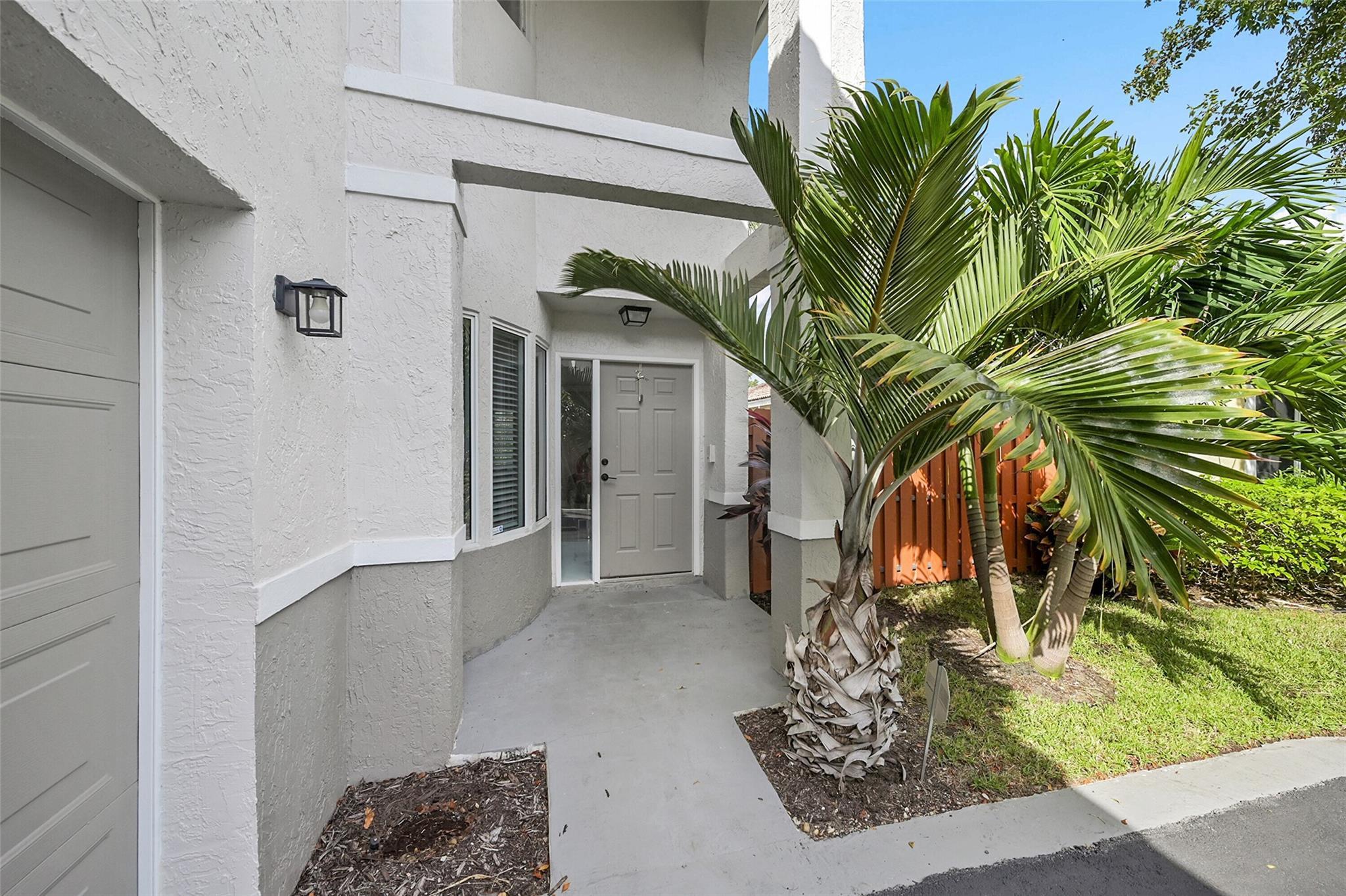 547 NW 47th Way, Coconut Creek, FL 33063 - Photo 2