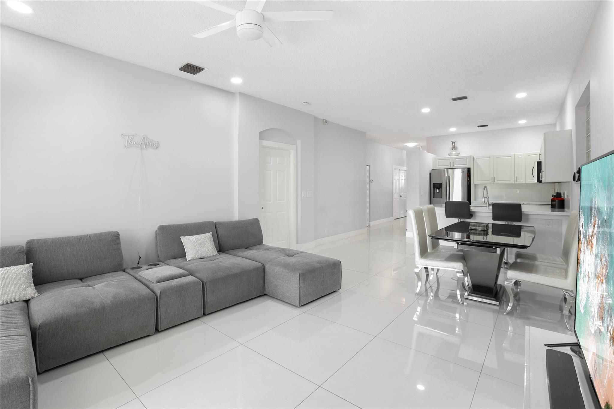 4812 NW 19th Street, Coconut Creek, FL 33063 - Photo 5