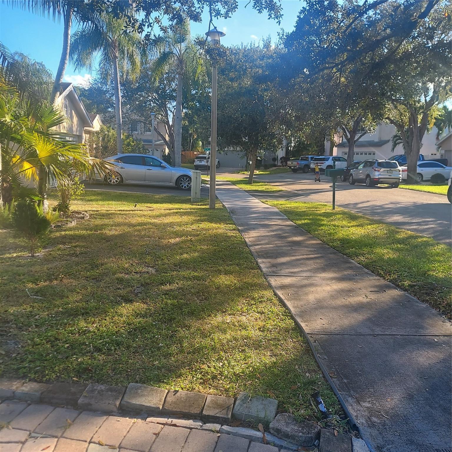 1424 NW 49th Avenue, Coconut Creek, FL 33063 - Photo 4