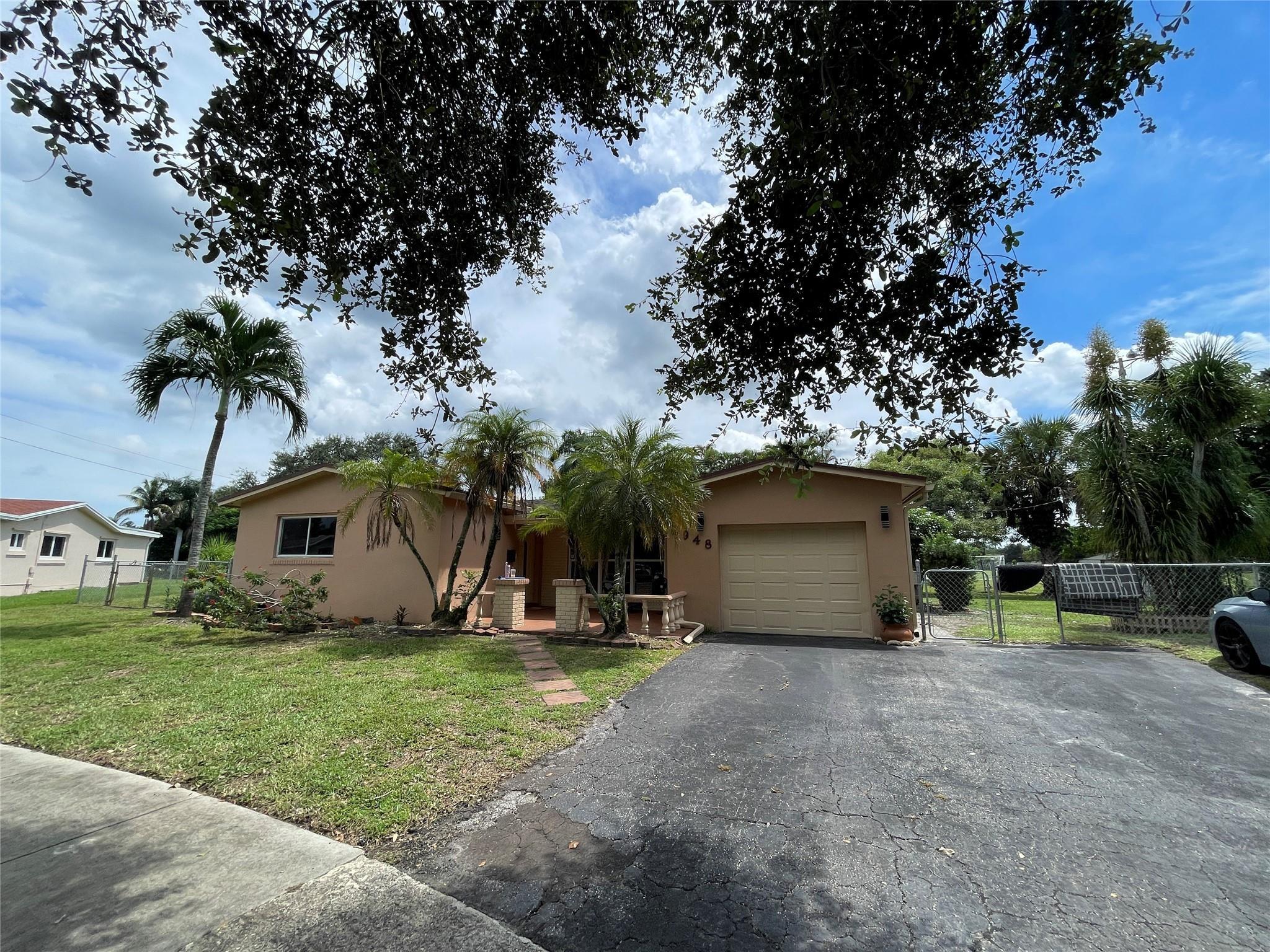 8948 SW 53rd Street, Cooper City, FL 33328, Cooper City