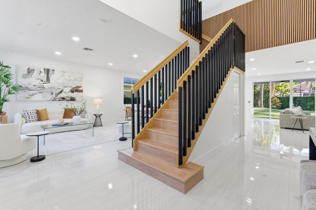 1170 Chenille Circle, Weston, FL 33327 - Photo 3