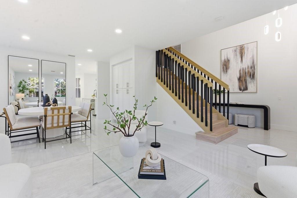 1170 Chenille Circle, Weston, FL 33327 - Photo 4