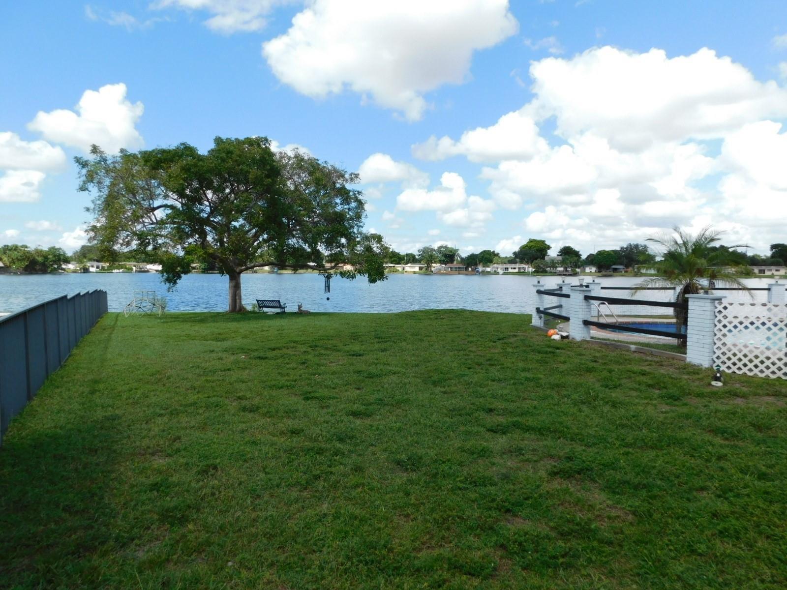 8671 NW 19th Street, Pembroke Pines, FL 33024 - Photo 3