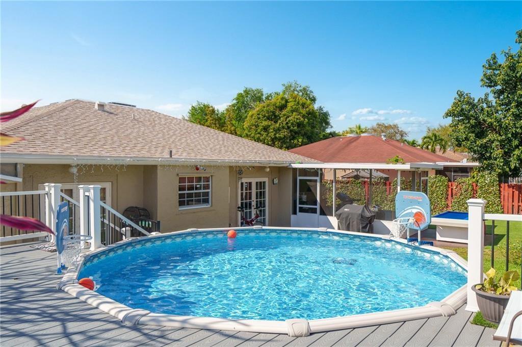 4984 SW 95th Avenue, Cooper City, FL 33328 - Photo 2