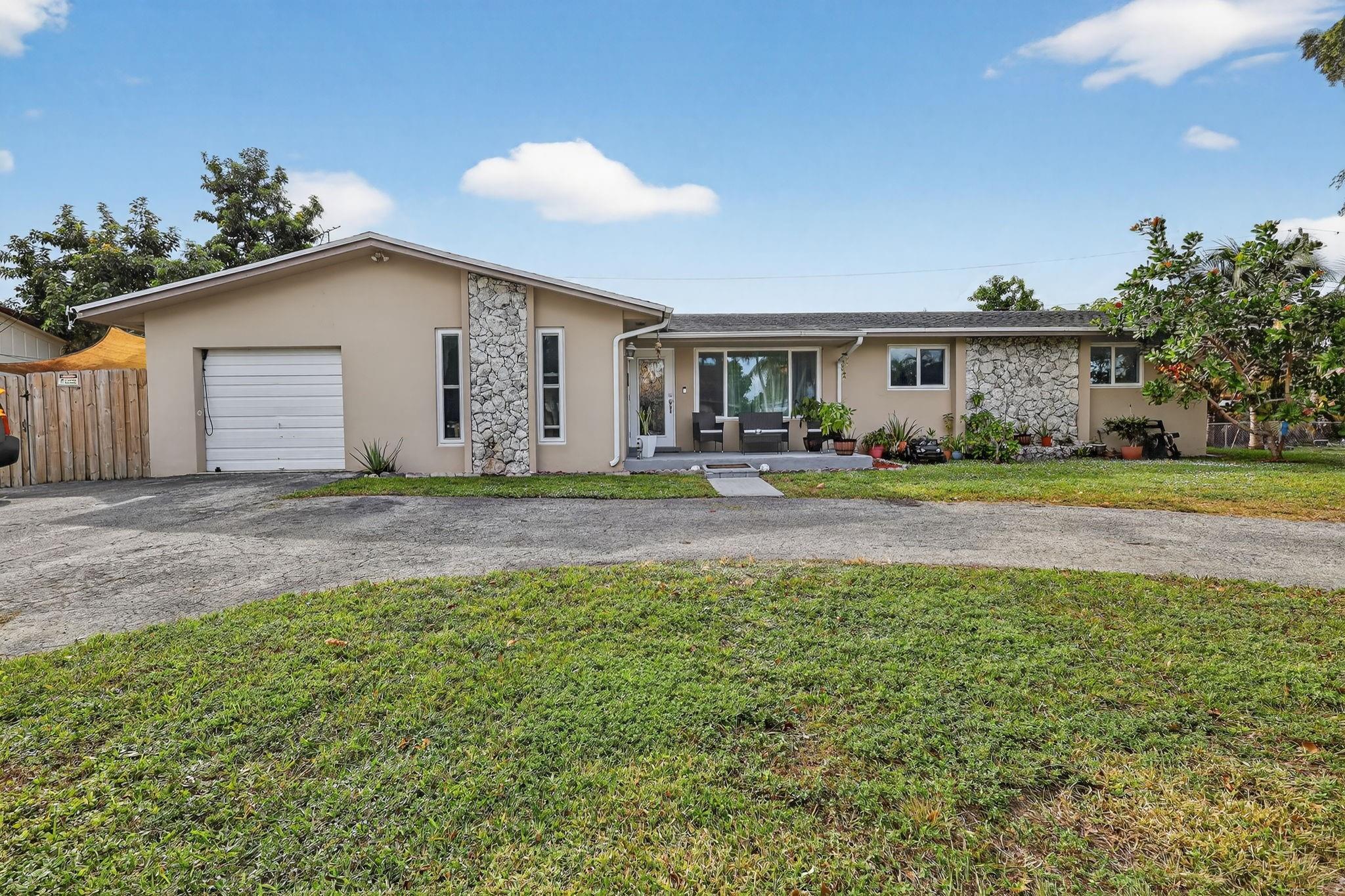 1910 SW 98th Terrace, Miramar, FL 33025, Miramar