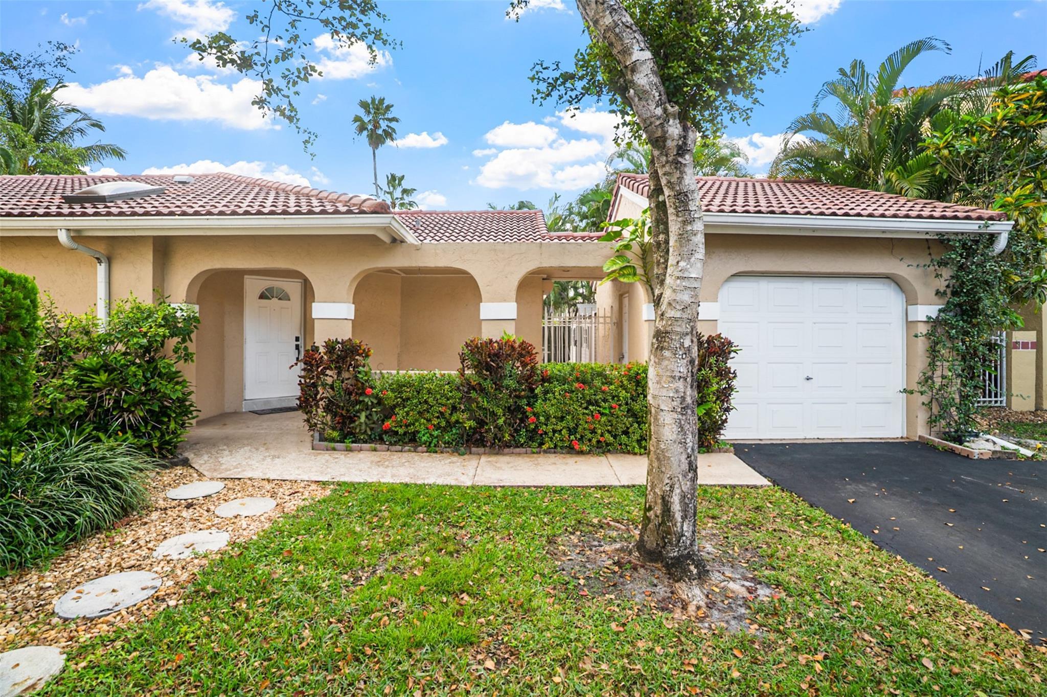 1427 Seagrape Circle, Weston, FL 33326, Weston