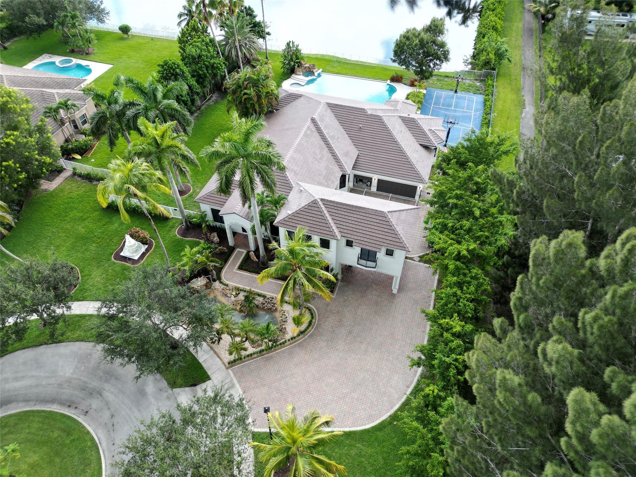 2931 SW 139th Terrace, Davie, FL 33330 - Photo 2