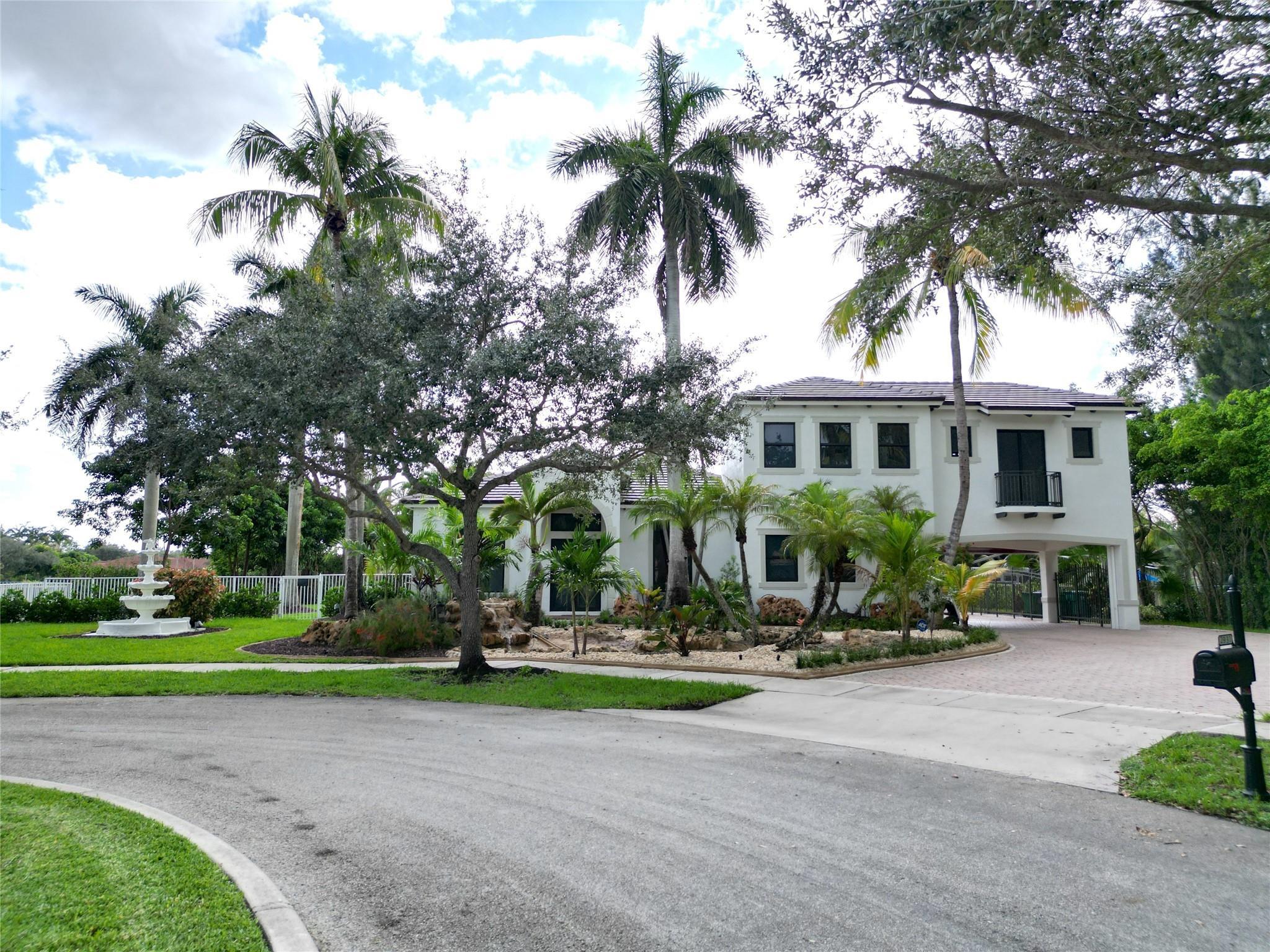 2931 SW 139th Terrace, Davie, FL 33330 - Photo 4