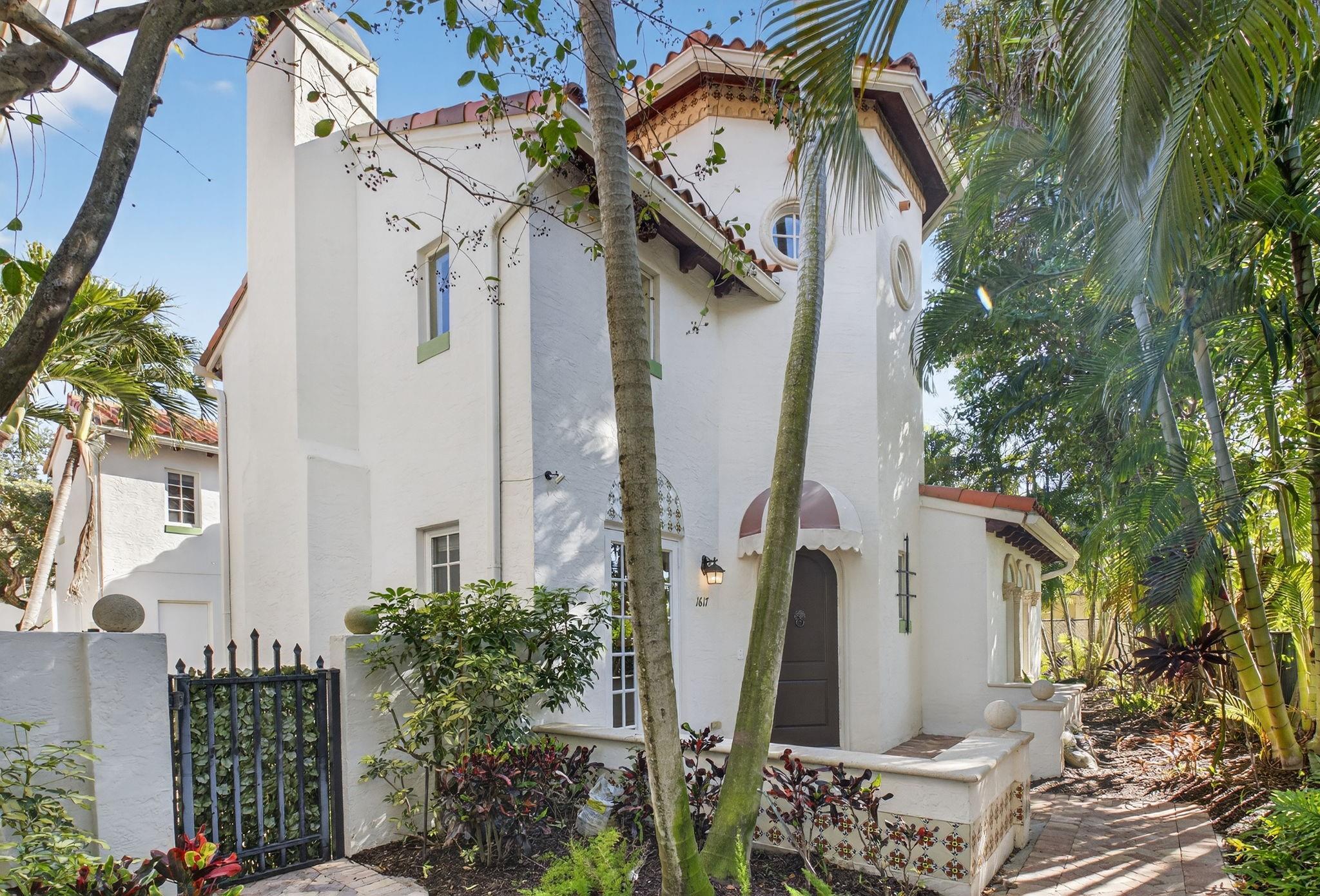 1617 Estuary Way, Delray Beach, FL 33483 - Photo 2