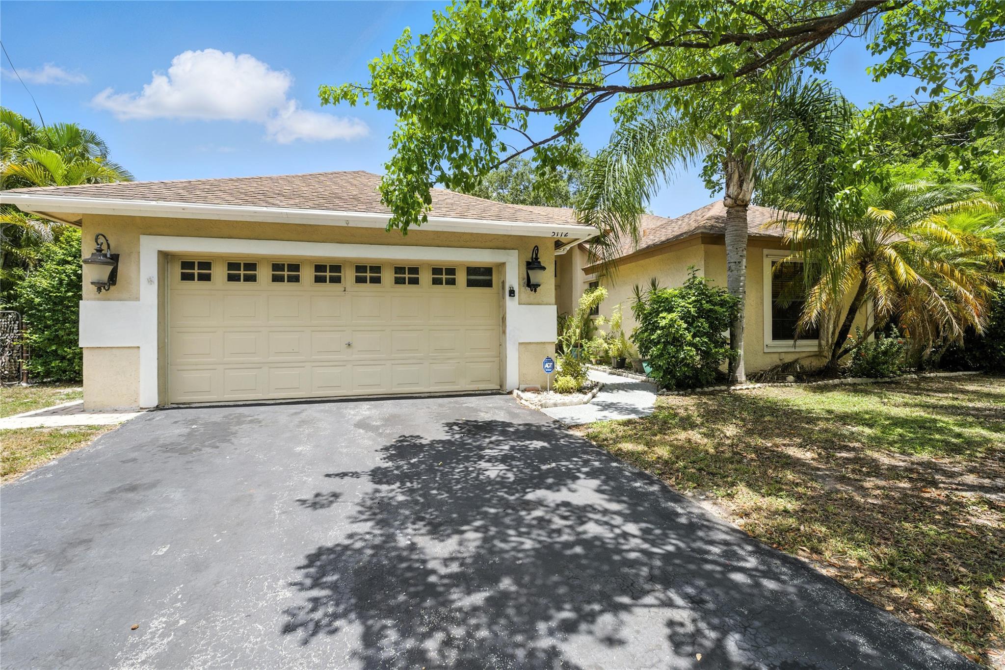 5172 NW 53rd Avenue, Coconut Creek, FL 33073 - Photo 3
