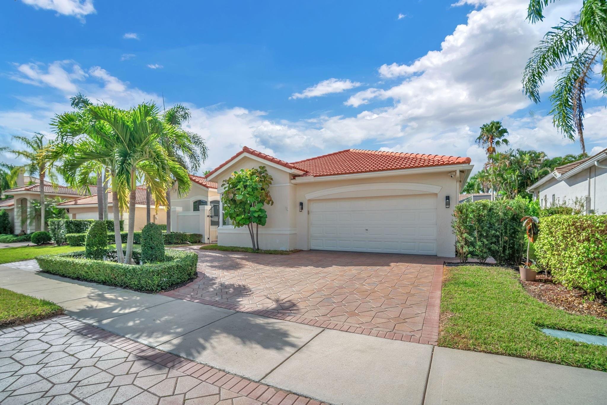 2577 Jardin Court, Weston, FL 33327 - Photo 2