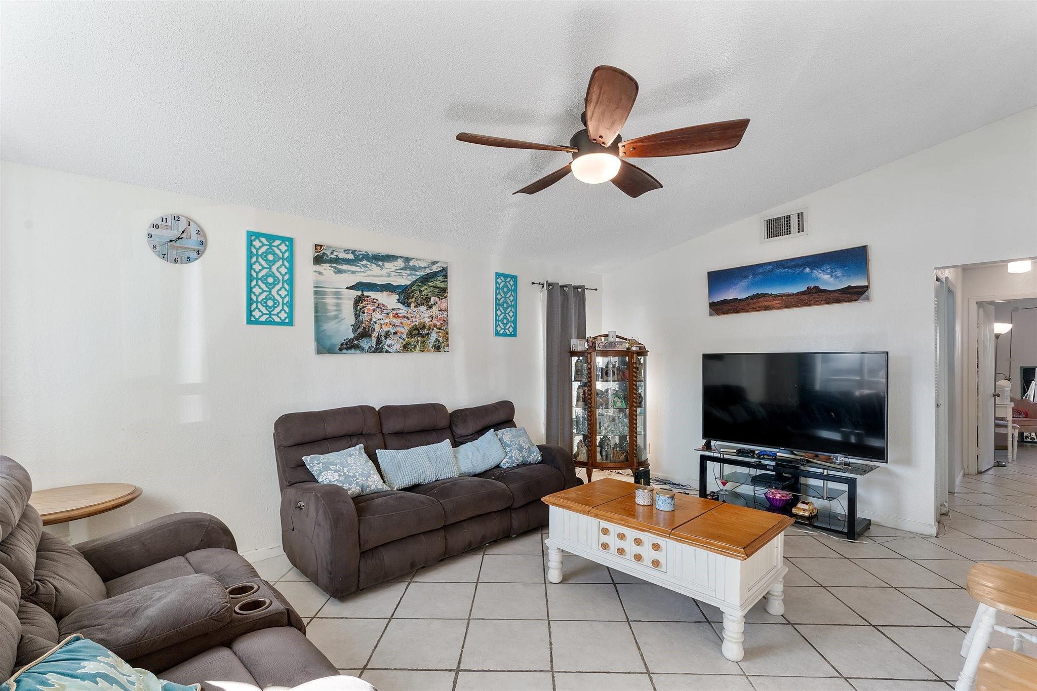 1001 SW 133rd Terrace, Davie, FL 33325 - Photo 3