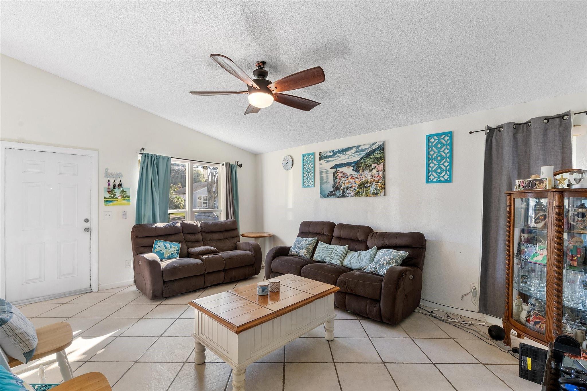 1001 SW 133rd Terrace, Davie, FL 33325 - Photo 4