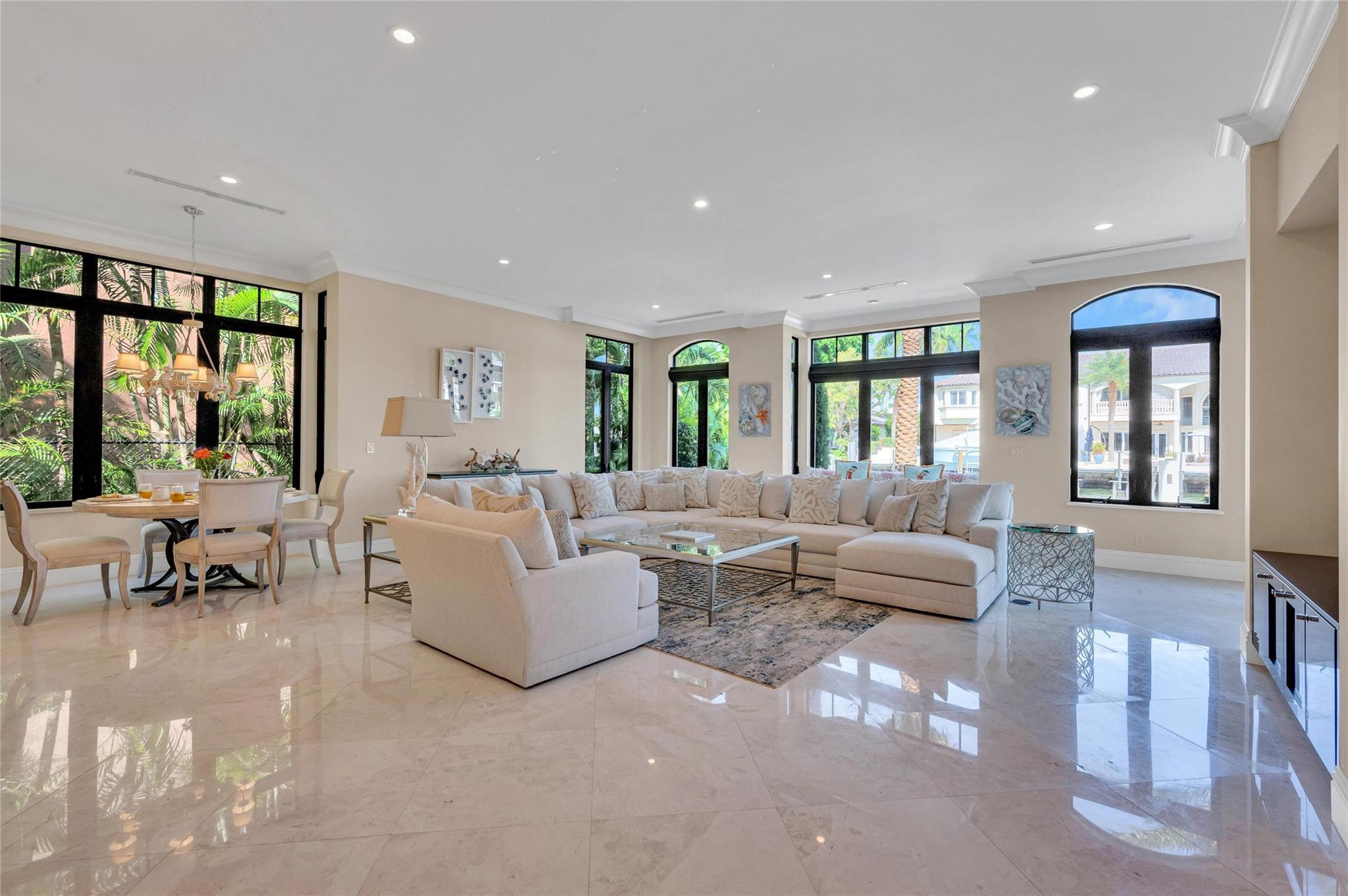 156 Fiesta Way, Fort Lauderdale, FL 33301 - Photo 4