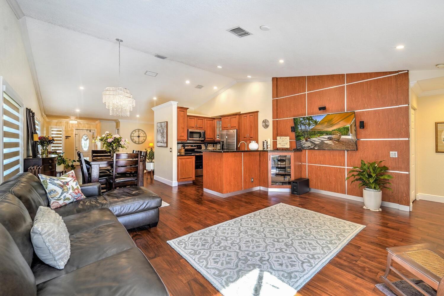 1433 Sabal Trail, Weston, FL 33327 - Photo 5