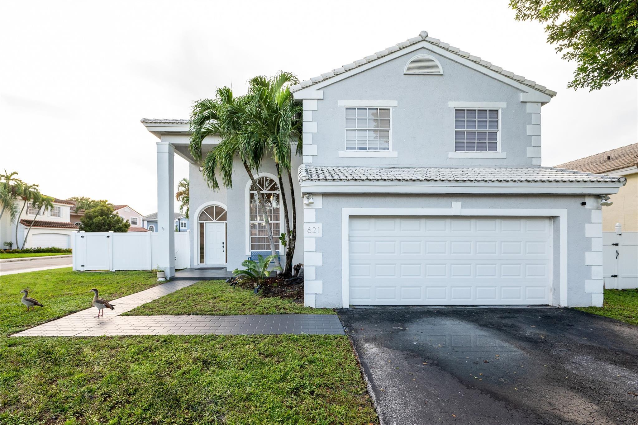621 Lakeshore Terrace, Davie, FL 33325, Davie