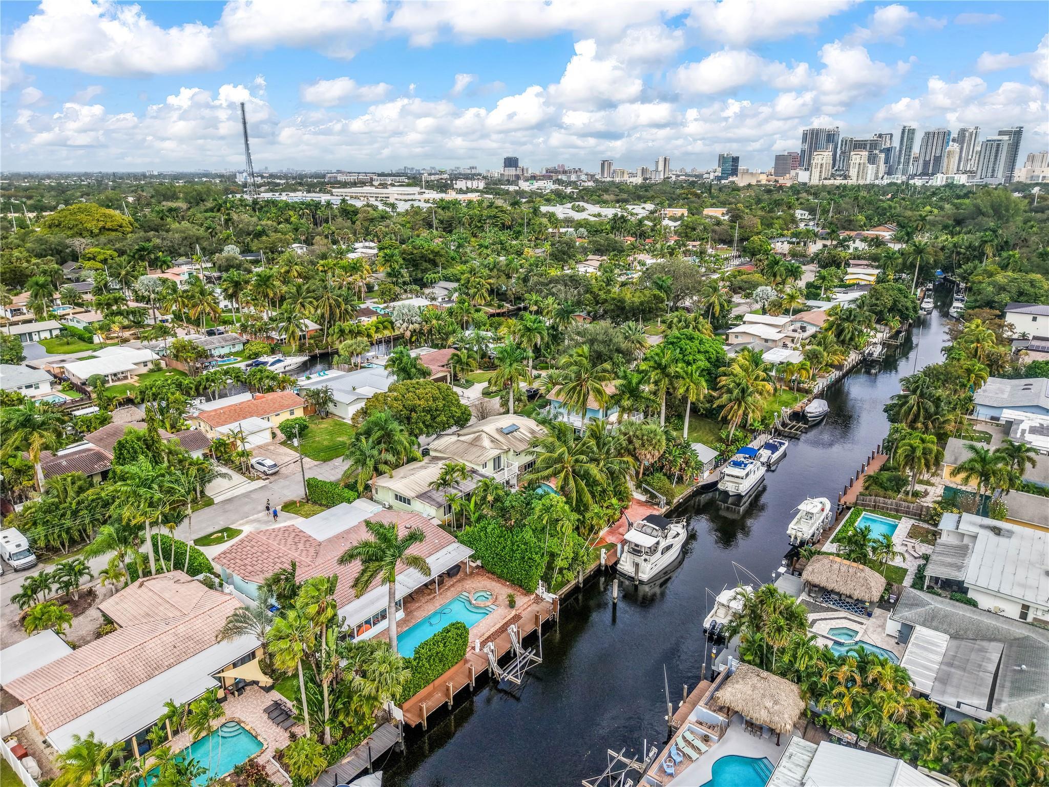 1700 SW 5th Court, Fort Lauderdale, FL 33312 - Photo 5