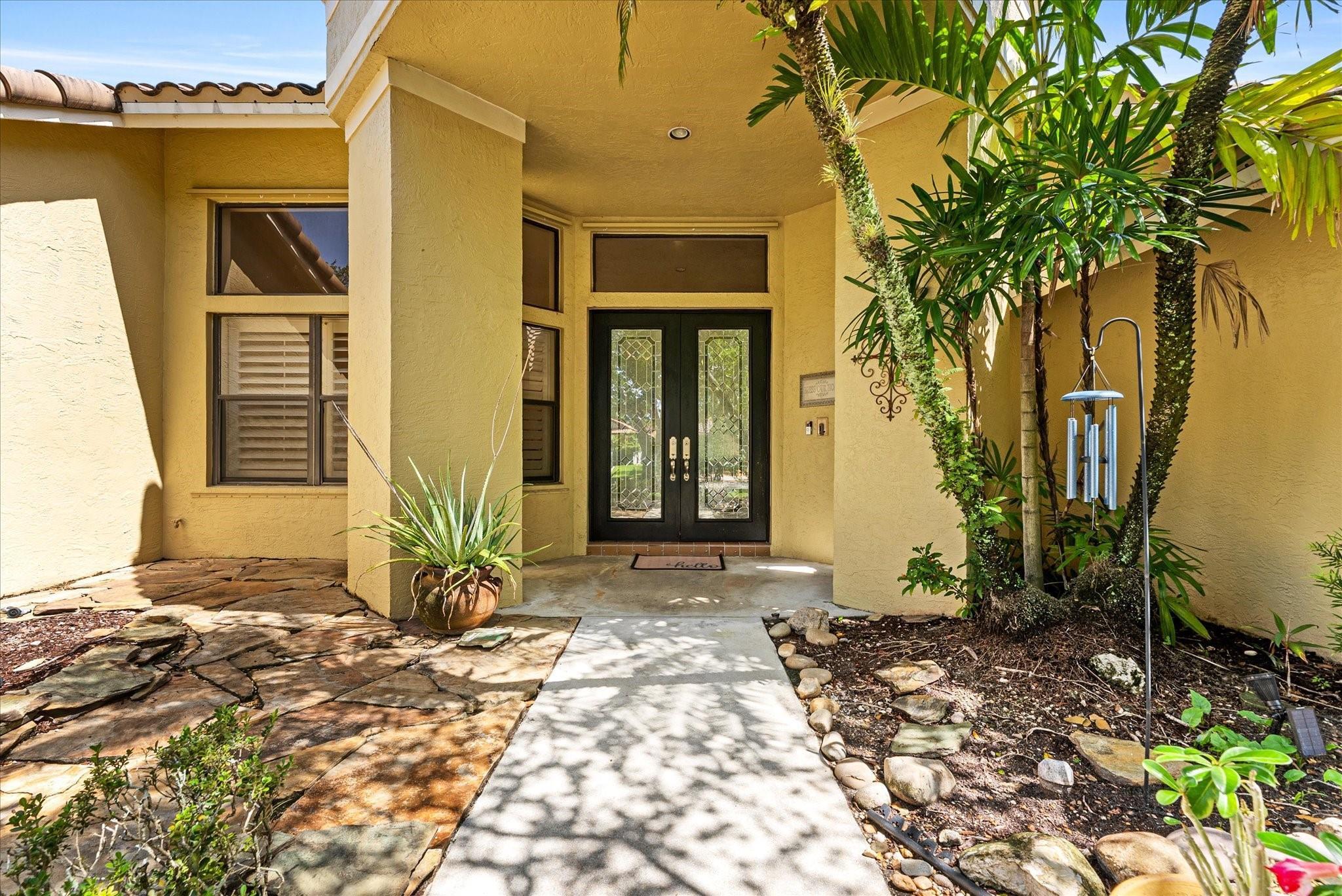 1115 Creekford Drive, Weston, FL 33326 - Photo 5