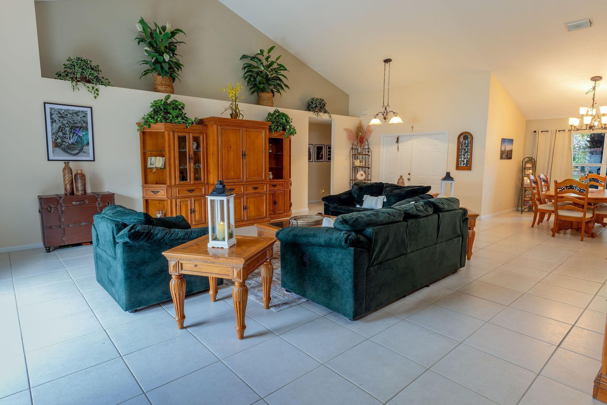 590 NW 161st Avenue, Pembroke Pines, FL 33028 - Photo 5