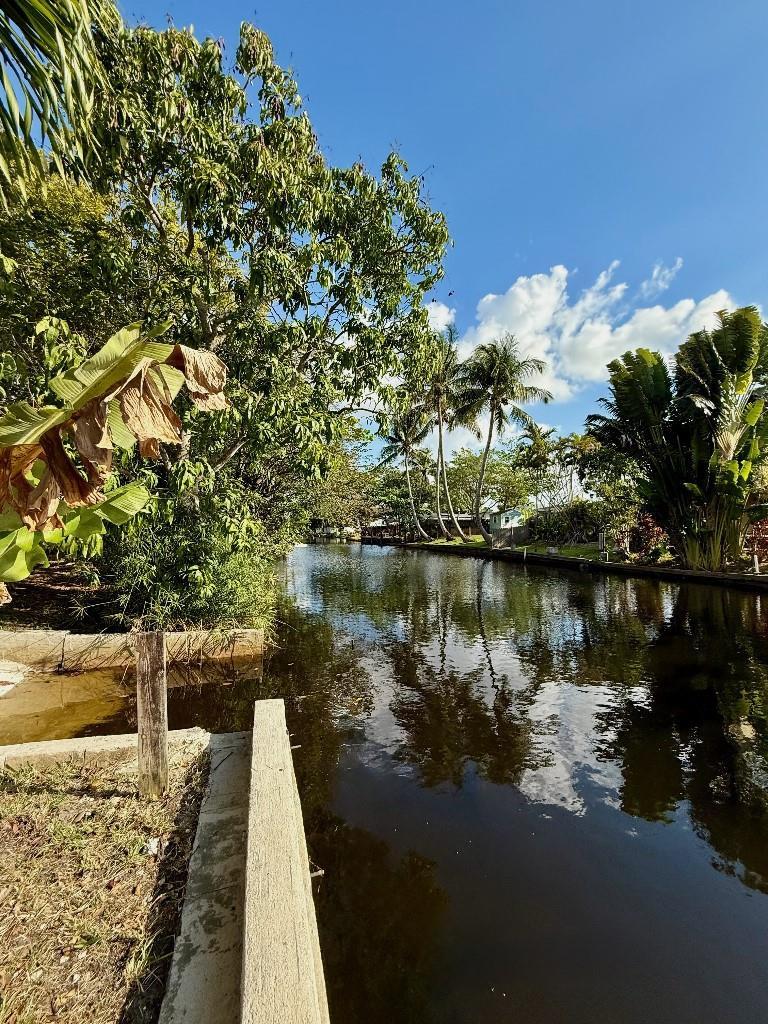 2048 SW 28th Terrace, Fort Lauderdale, FL 33312 - Photo 5