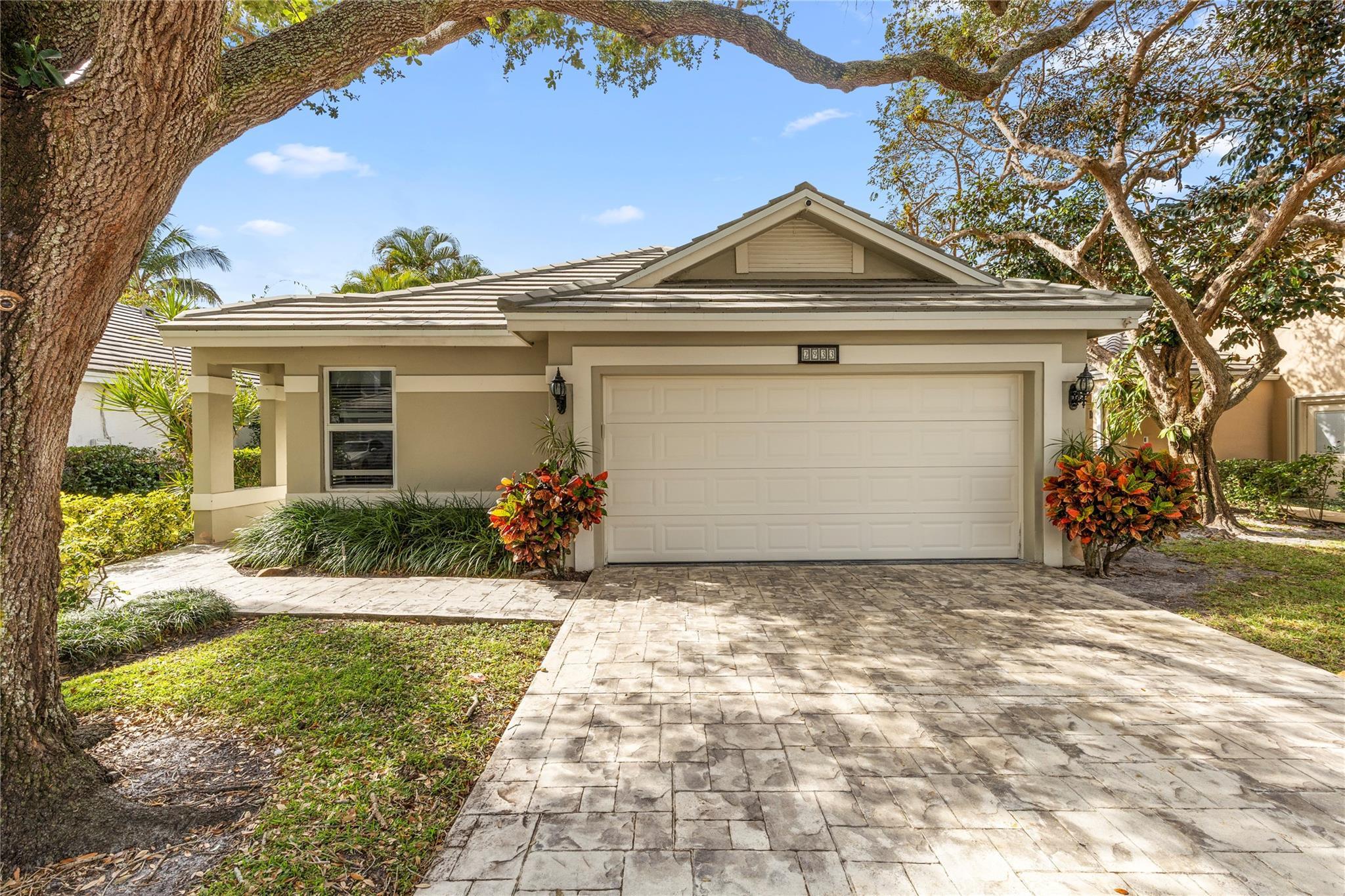 2933 Myrtle Oak Circle, Davie, FL 33328, Davie