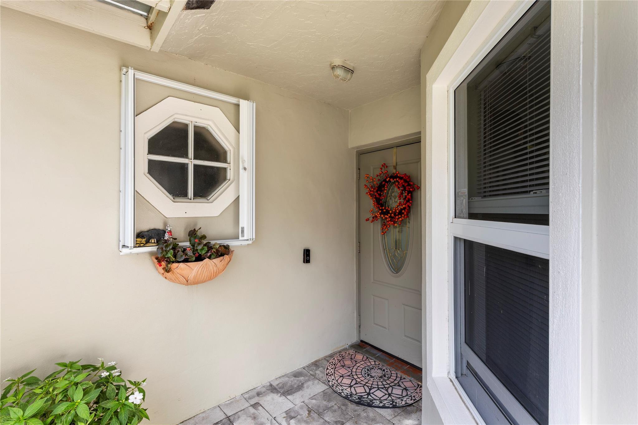 2933 Myrtle Oak Circle, Davie, FL 33328 - Photo 3