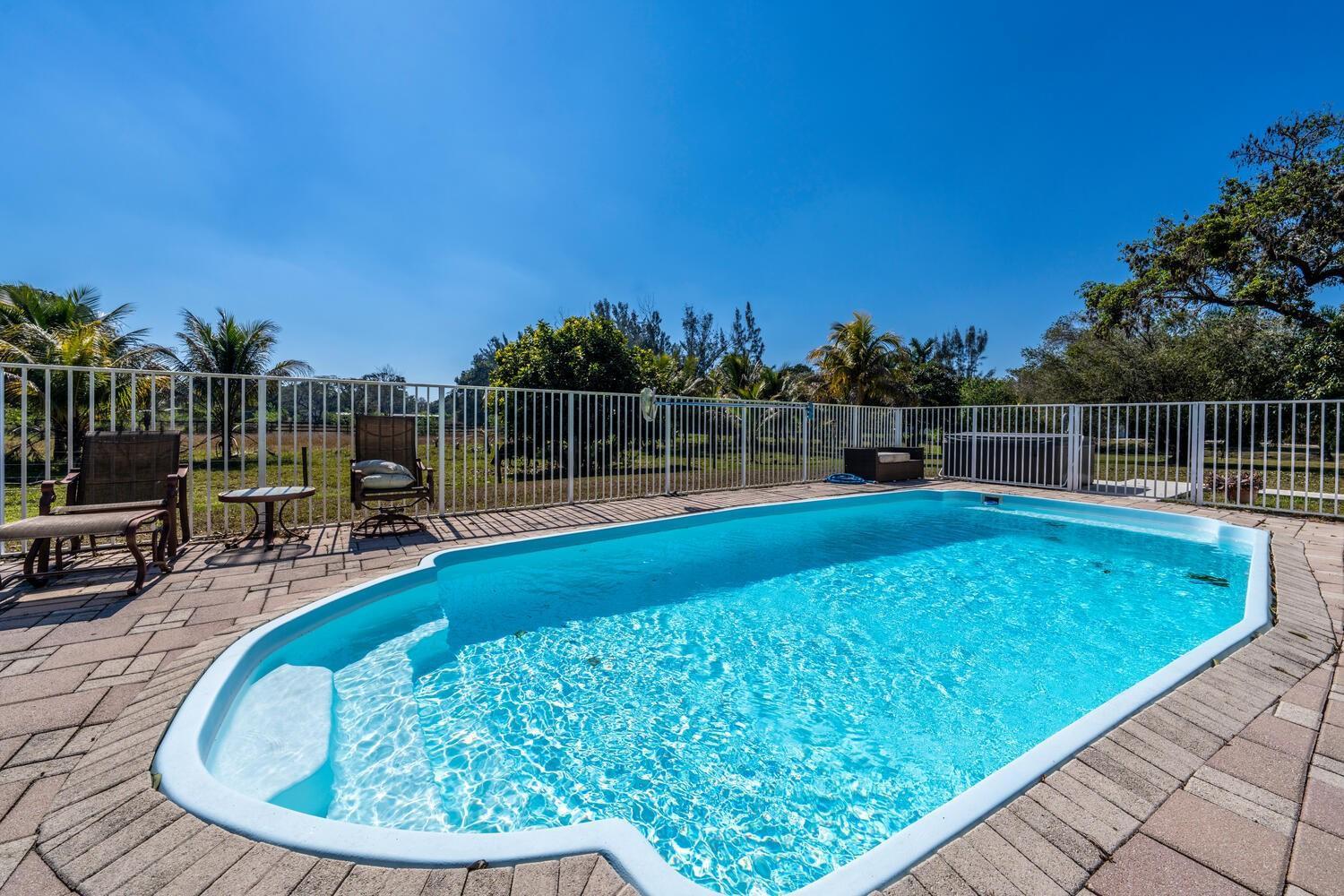 1710 SW 142nd Avenue, Davie, FL 33325 - Photo 3