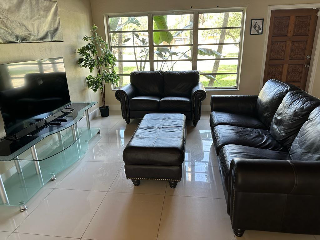 370 Delaware Avenue, Fort Lauderdale, FL 33312 - Photo 2