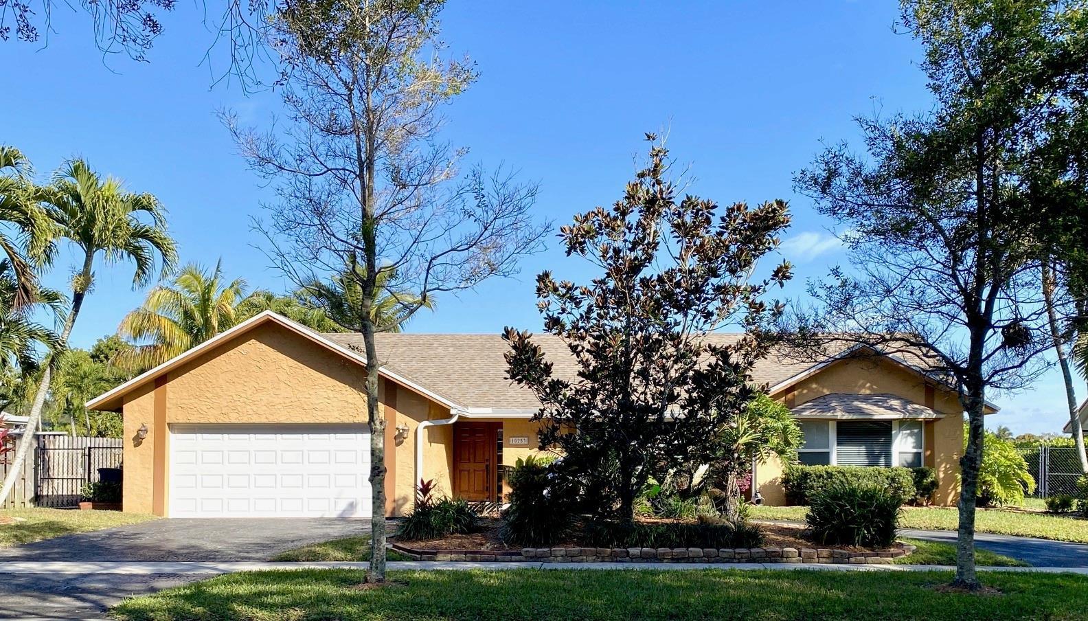 10253 SW 57th Court, Cooper City, FL 33328 - Photo 2