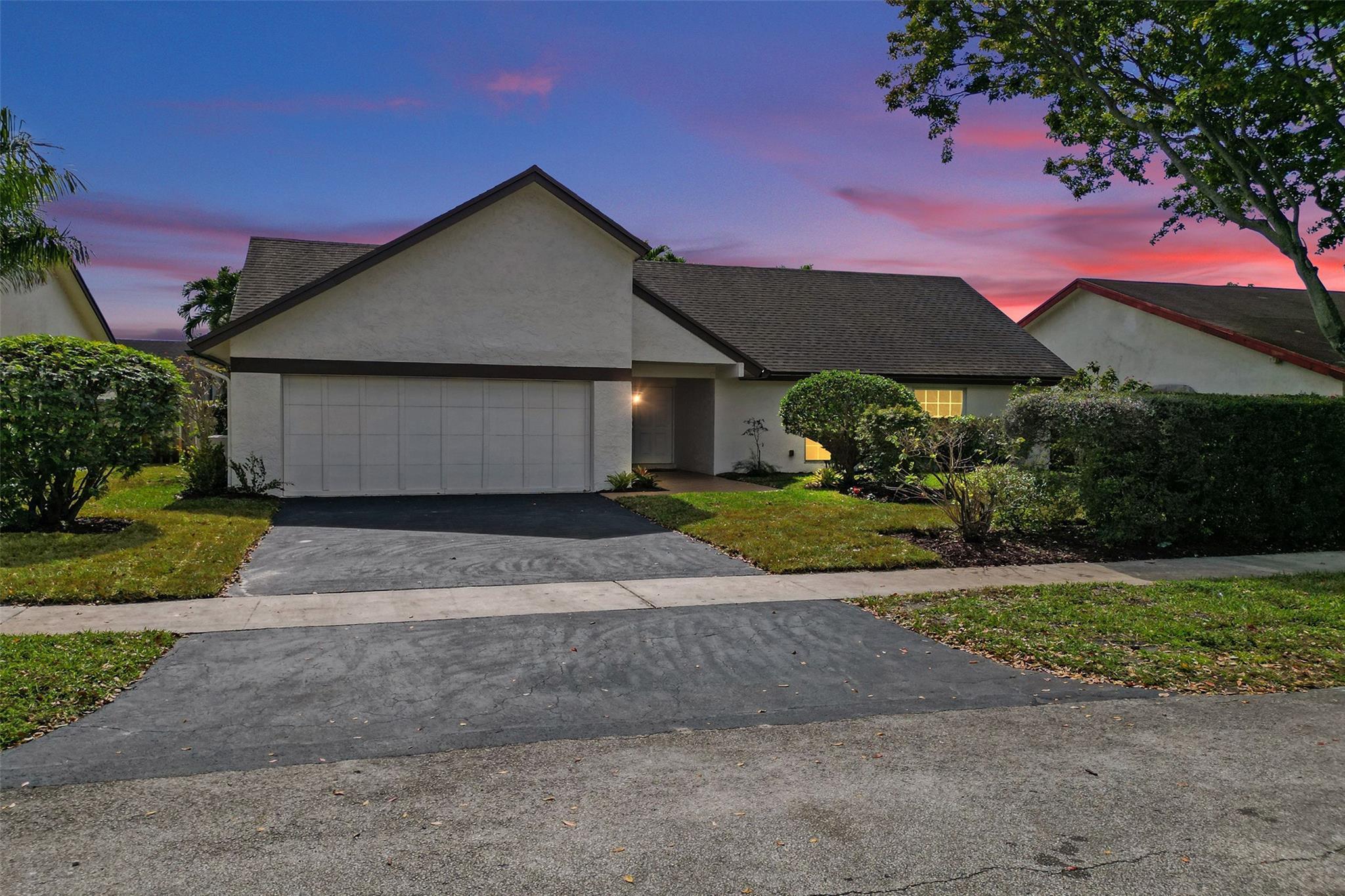 10220 NW 25th Street, Pembroke Pines, FL 33026 - Photo 3